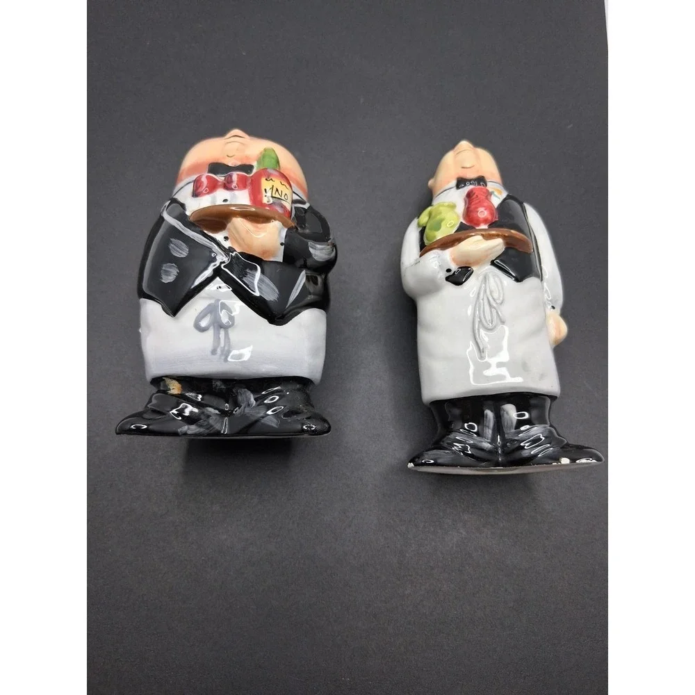 Vintage CIC Chef Figurines Pair Salt Pepper Shakers China Restaurant Decor